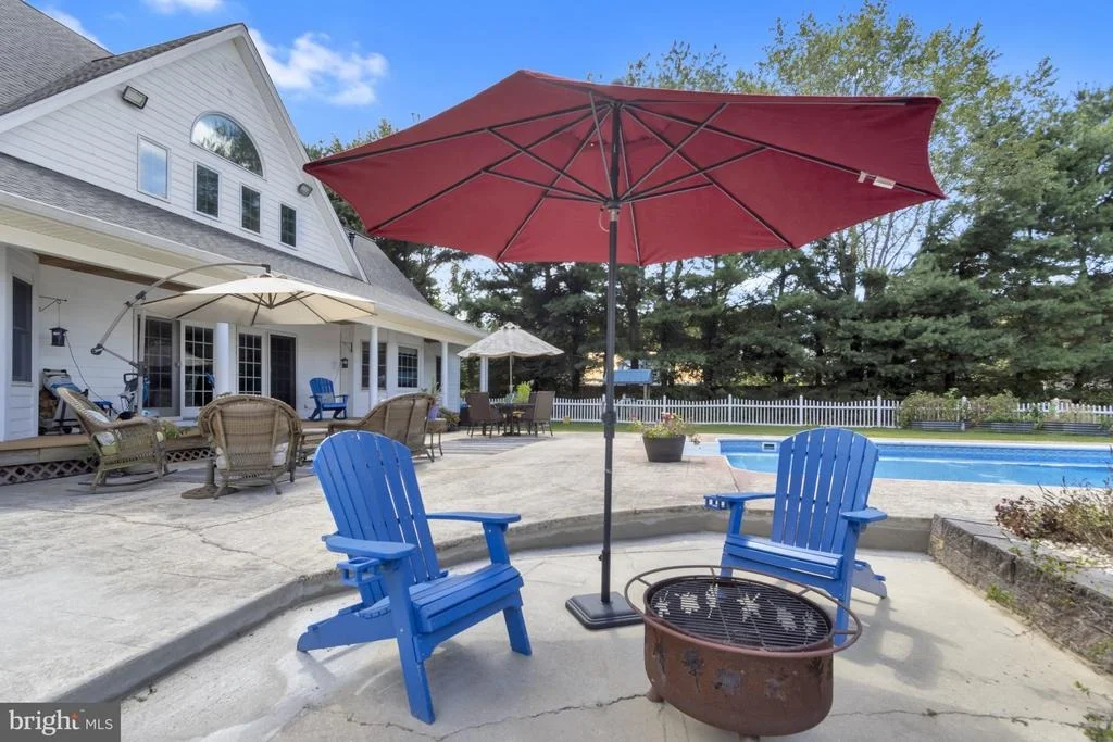 Photo of 16132 HUDSON ROAD