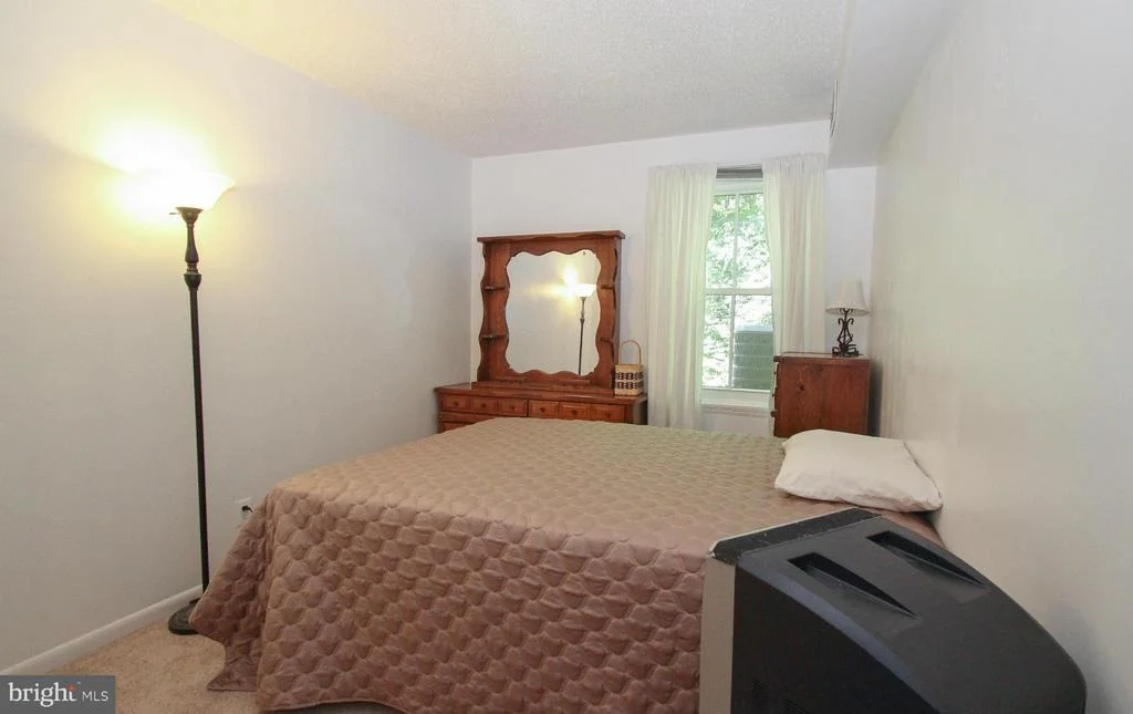 Photo of Unit 1B at 11658 STONEVIEW SQUARE