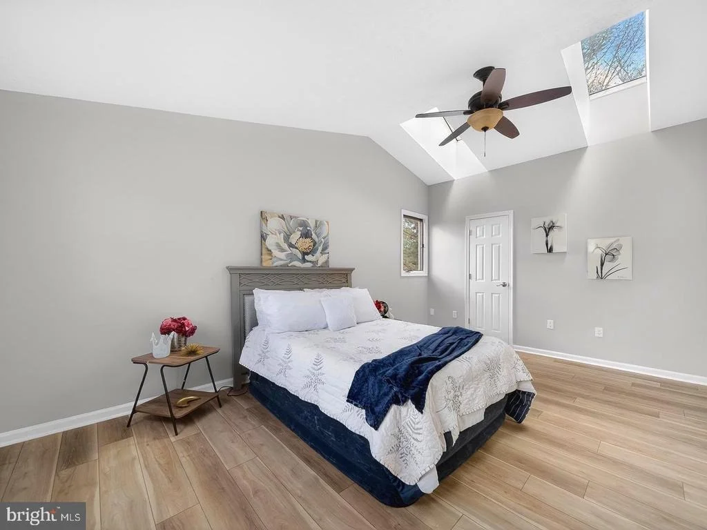 Photo of 18011 SILVER LEAF DRIVE