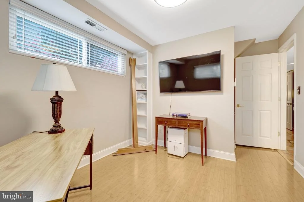 Photo of 6900 SOUTHRIDGE DRIVE