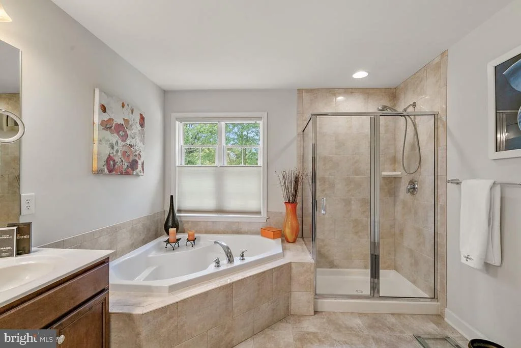 Photo of 305 GENESIS WAY