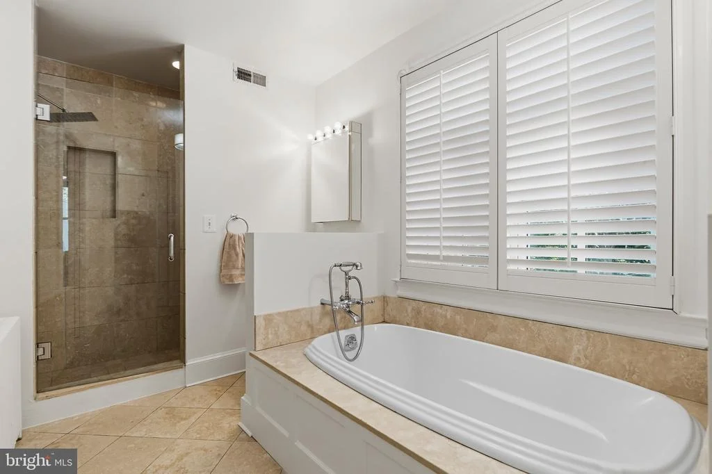Photo of 4448 RESERVOIR ROAD NW