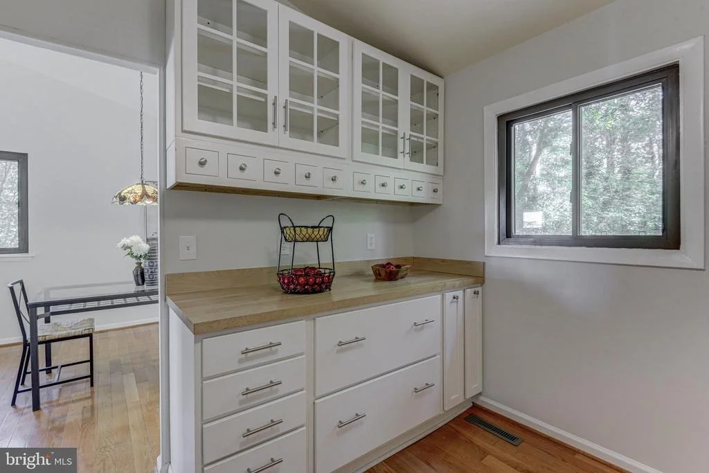 Photo of 9467 MACOMBER LANE