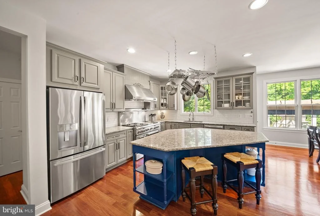 Photo of 43916 RIVERPOINT DRIVE