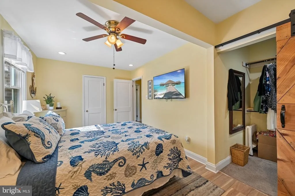 Photo of 1248 JUNE ROAD