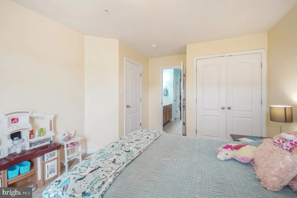 Photo of 6218 ALAN LINTON BOULEVARD W