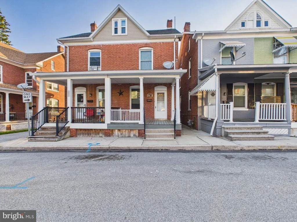 Photo of 202 RUTH AVENUE