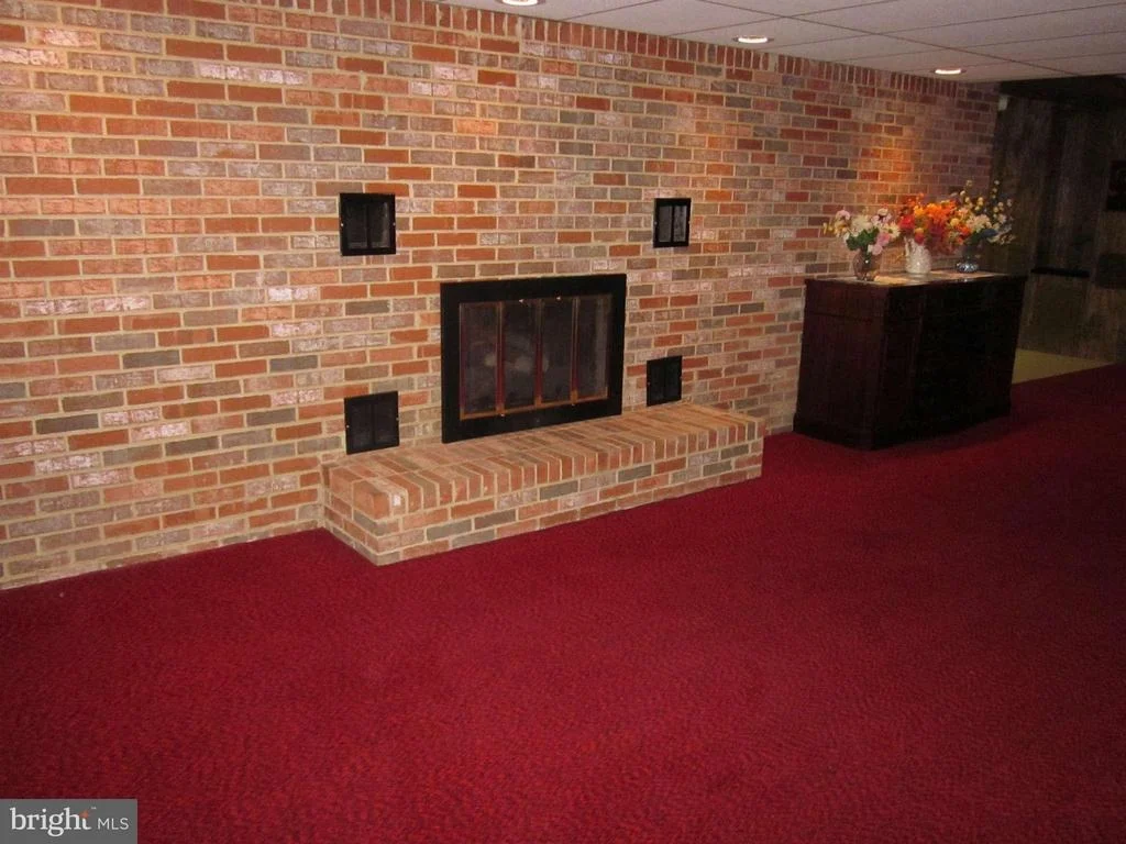 Photo of 18612 MUNCASTER ROAD