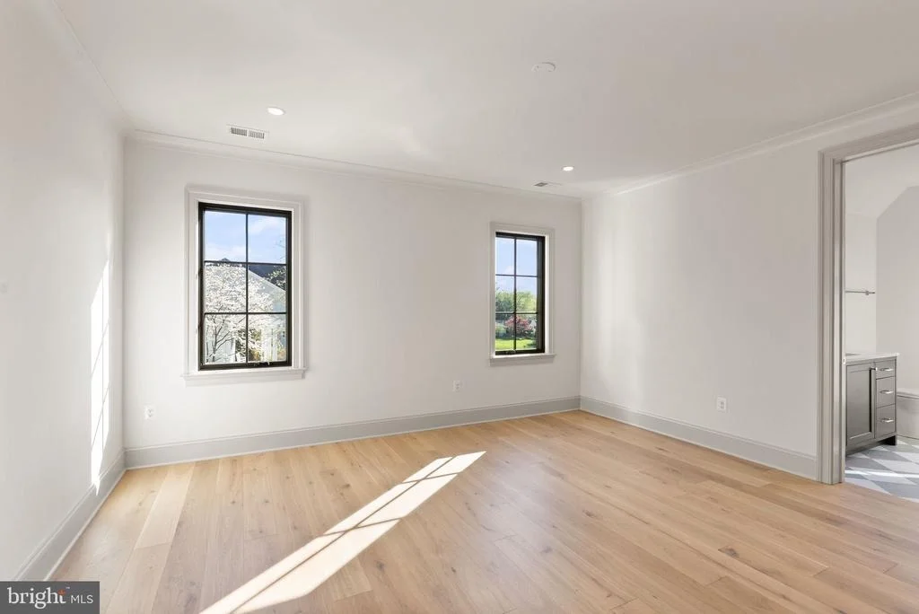 Photo of 1223 SOMERSET DRIVE