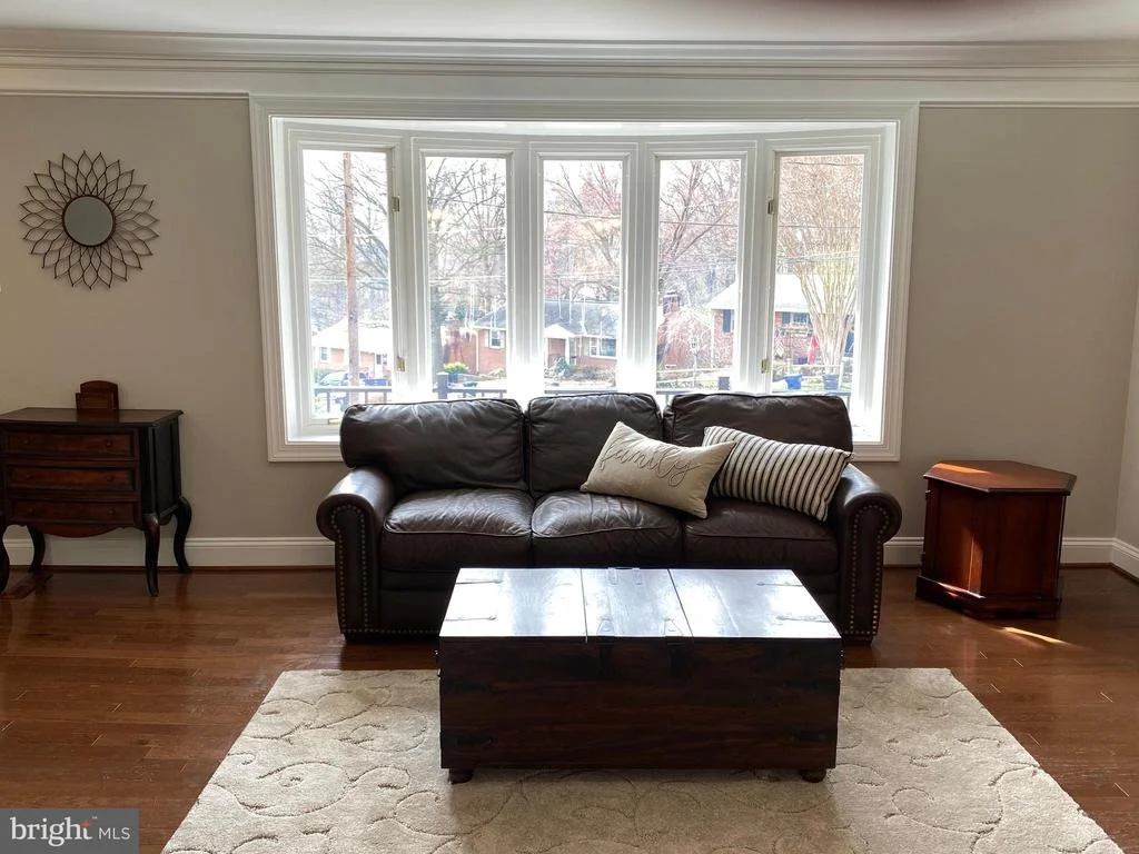 Photo of 919 JUNIPER PLACE