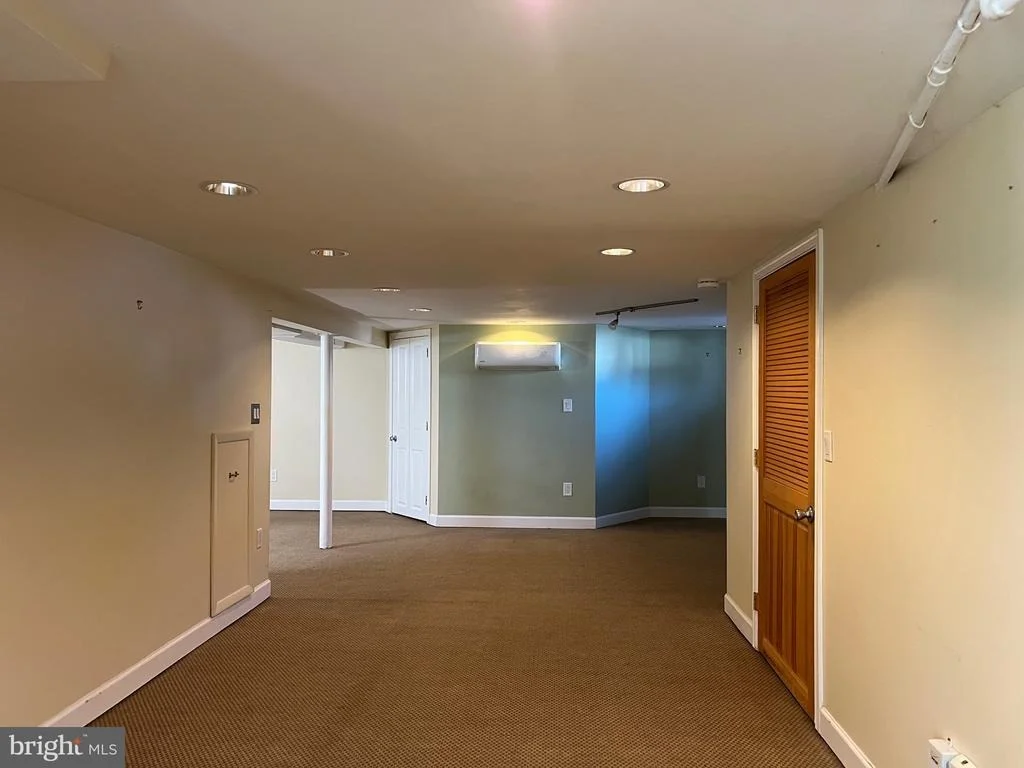Photo of 106 LINDEN AVENUE