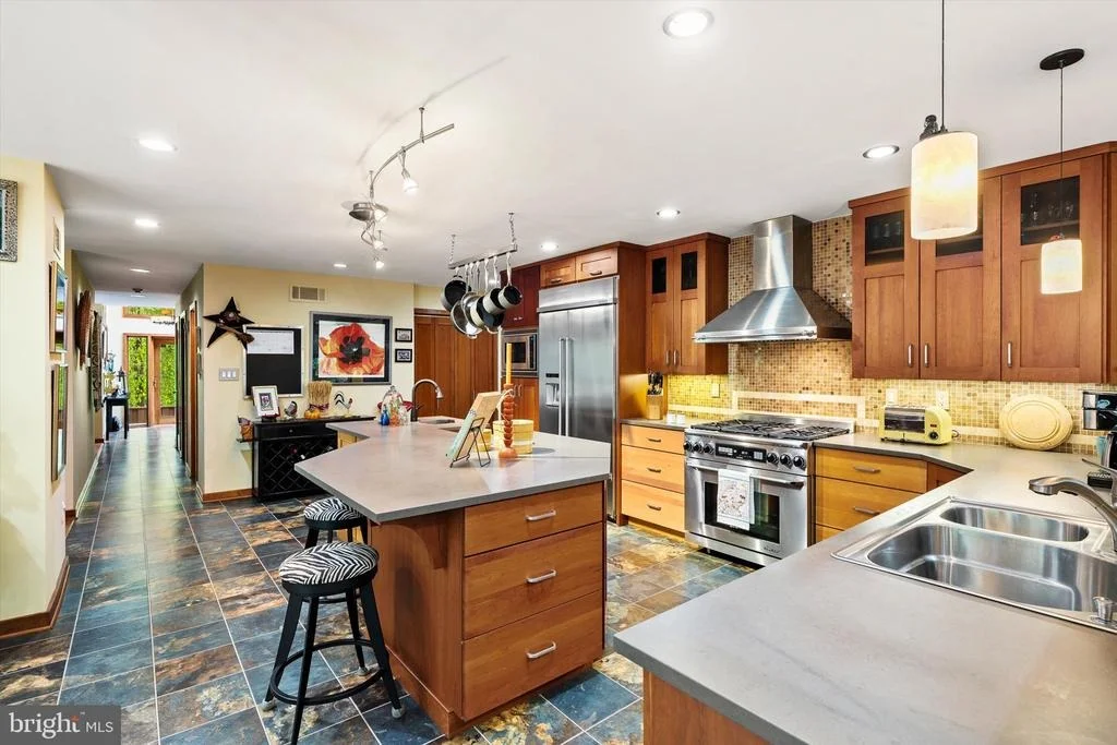 Photo of 621 HANOVER DRIVE