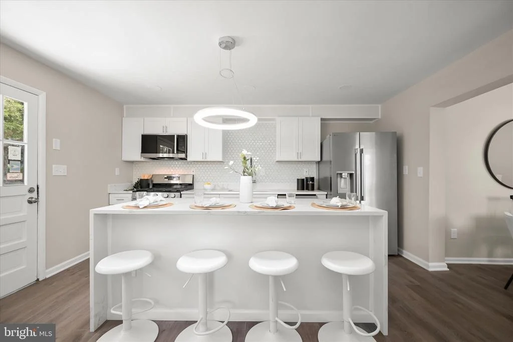 Photo of 10128 HEREFORD PLACE