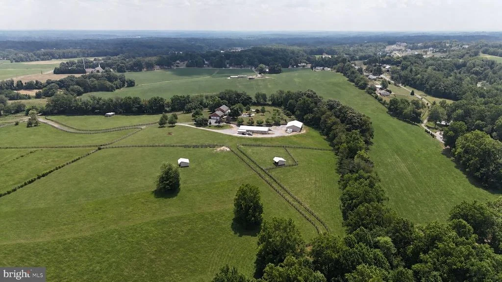 Photo of 26100 MULLINIX MILL