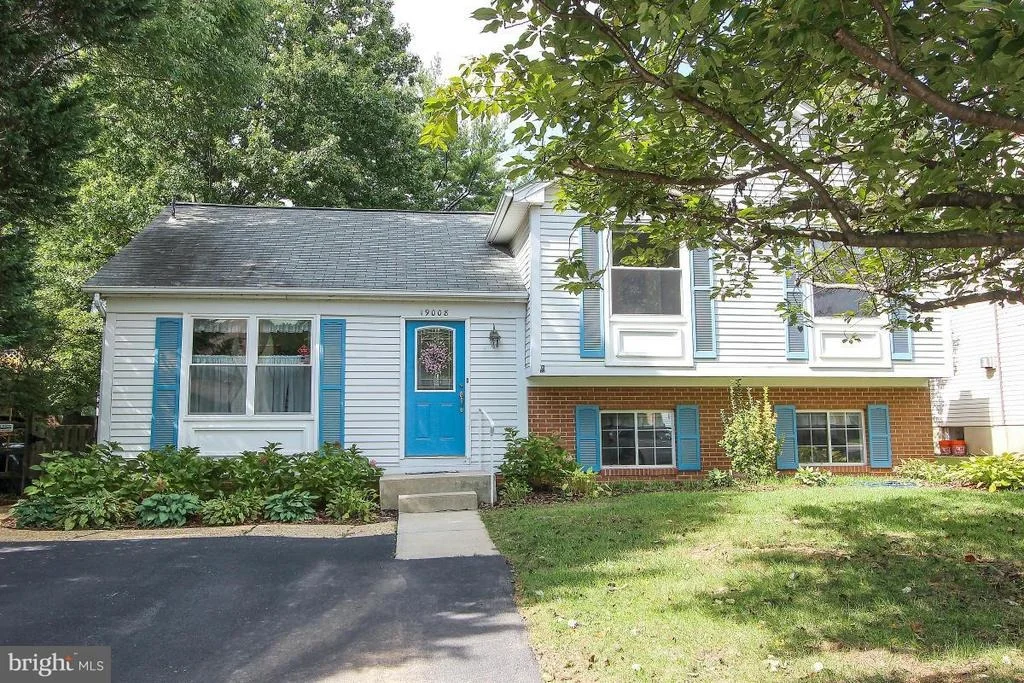 Photo of 19008 MCFARLIN DRIVE