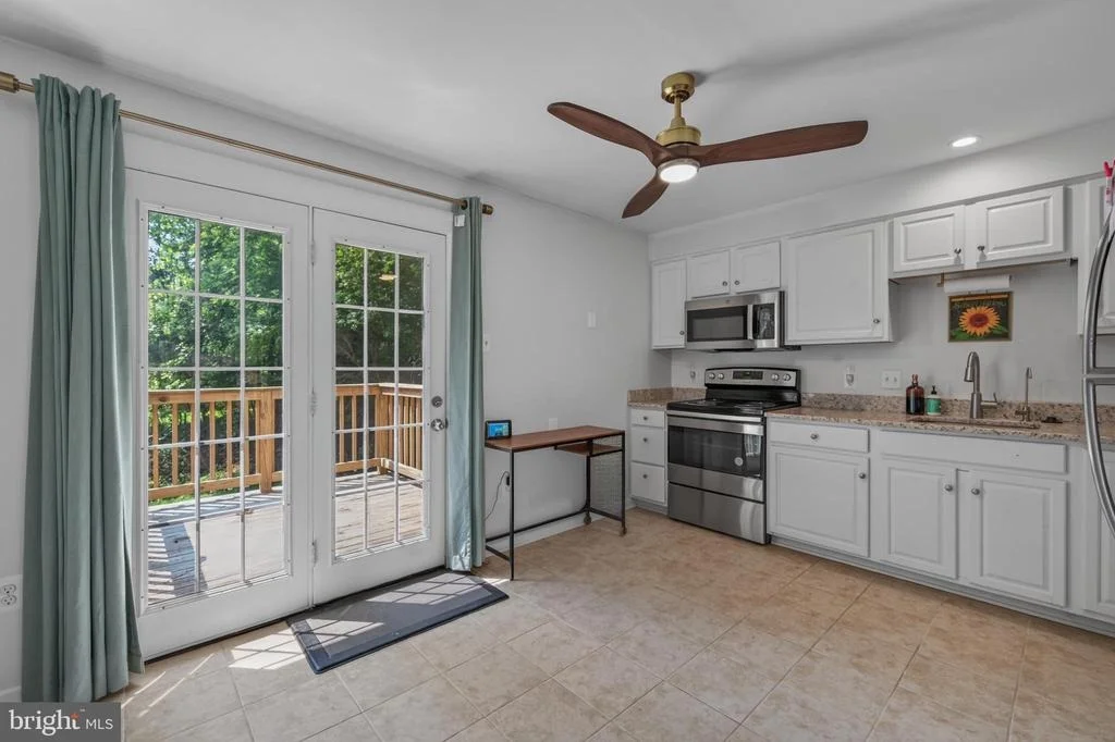 Photo of 28 E E STREET