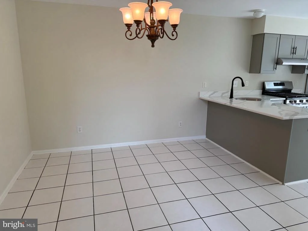 Photo of 2 JUNIPER LANE
