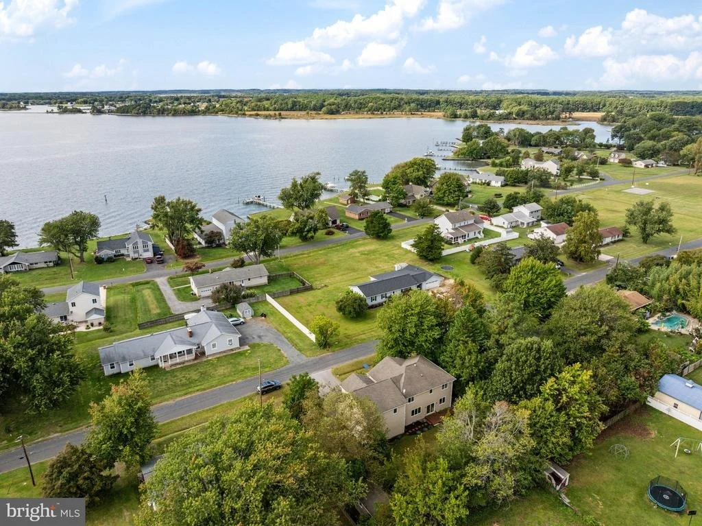 Photo of 1351 CALVERT ROAD