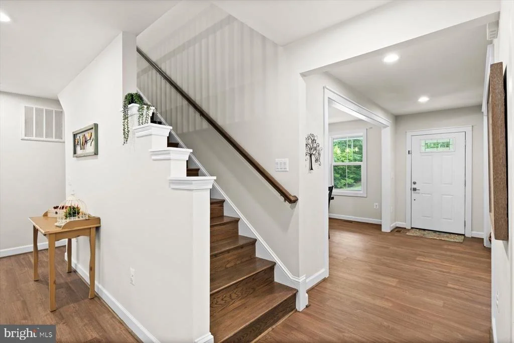 Photo of 537 MONTICELLO CIRCLE
