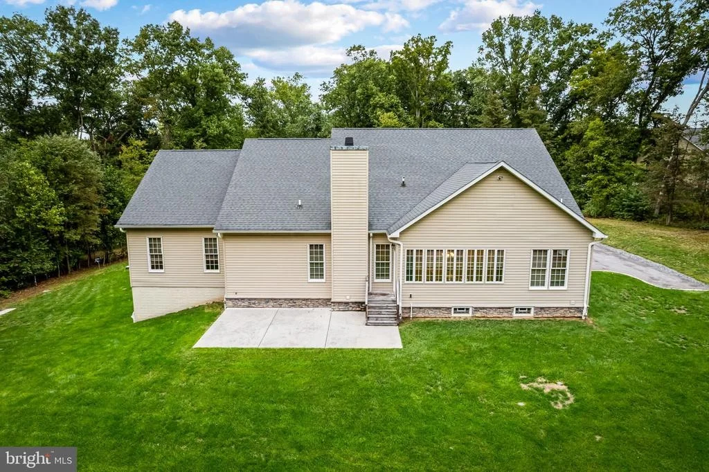 Photo of 1391 MACTON ROAD