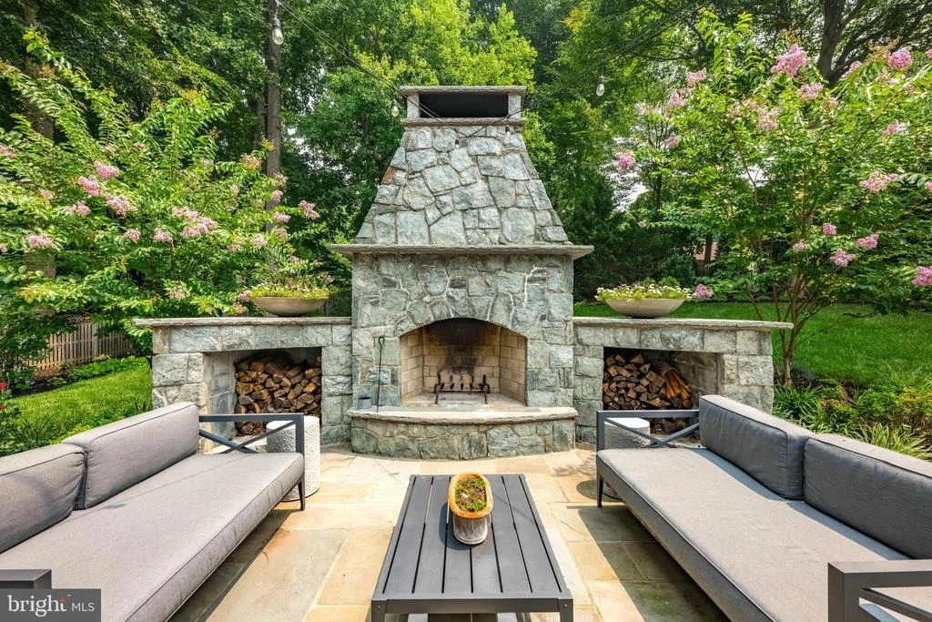 Photo of 7301 MASTERS DRIVE
