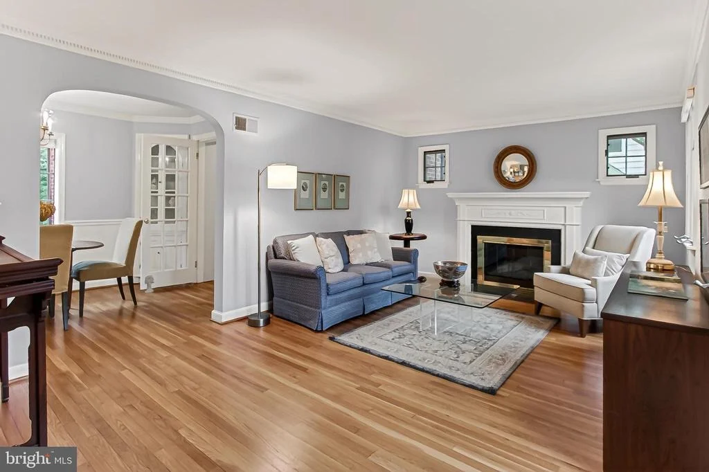 Photo of 809 ENDERBY DRIVE