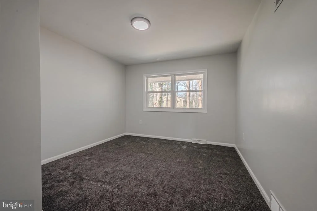 Photo of 1303 NEWCOMB ROAD