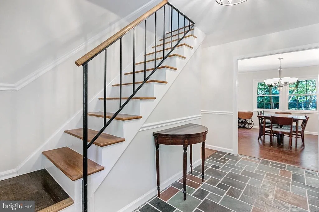 Photo of 2808 VILLAGE LANE