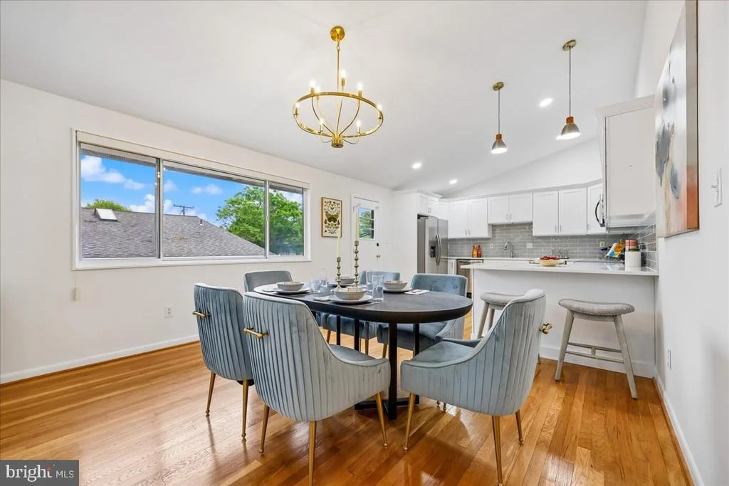 Photo of 1105 LAMBERTON DRIVE