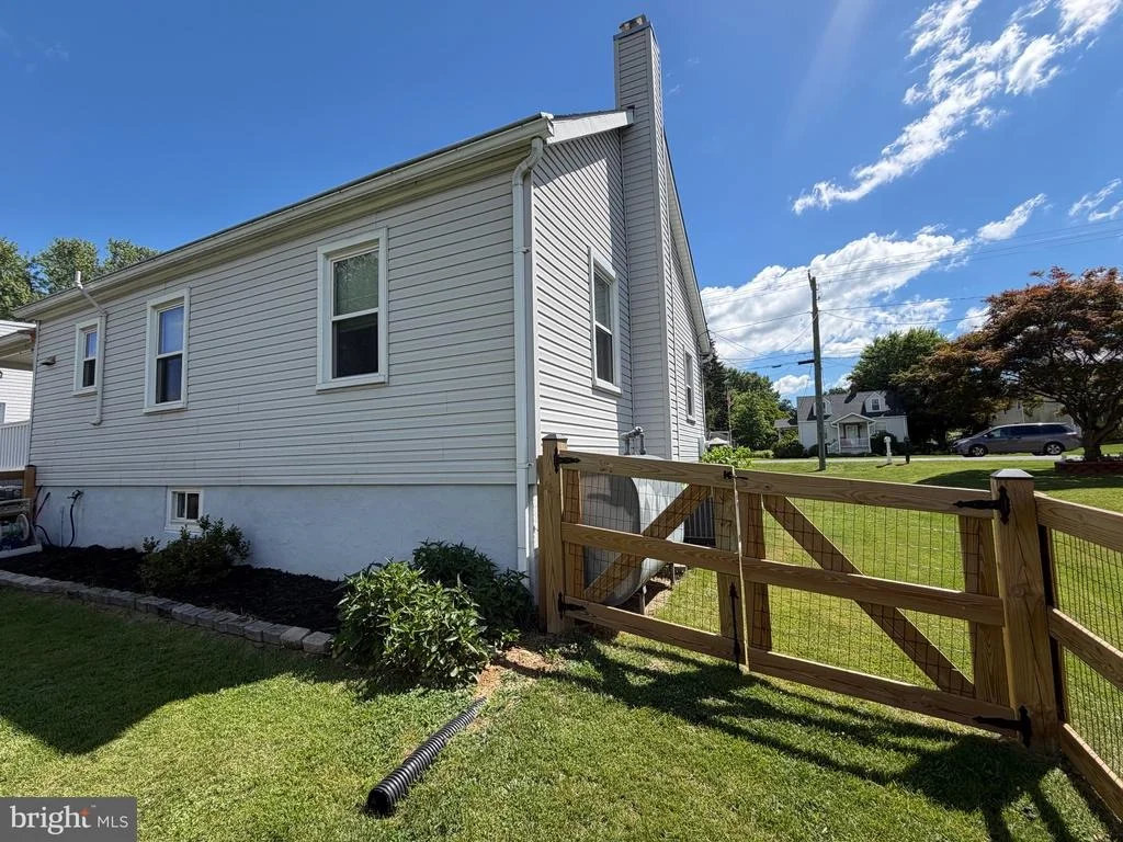 Photo of 5625 ALLENDER ROAD