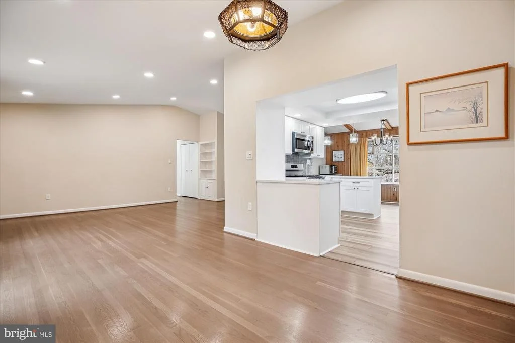 Photo of 713 HORTON DRIVE