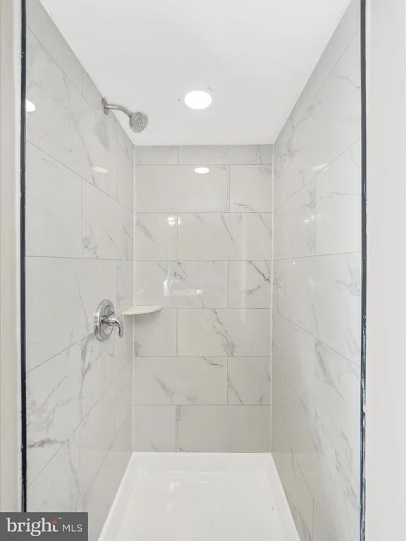 Photo of 9207 MIDLAND TURN