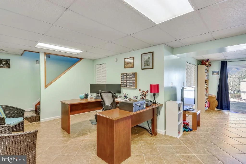 Photo of 915 POINTER RIDGE DRIVE