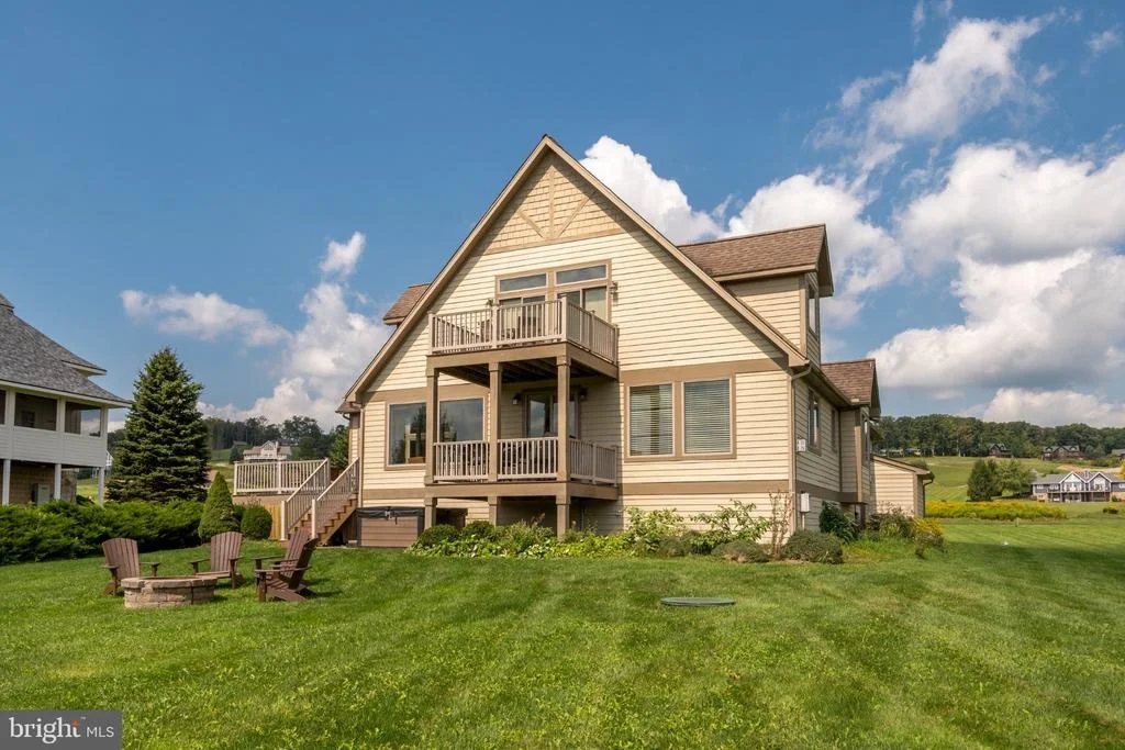 Photo of 342 LAKEFRONT LINKS DRIVE