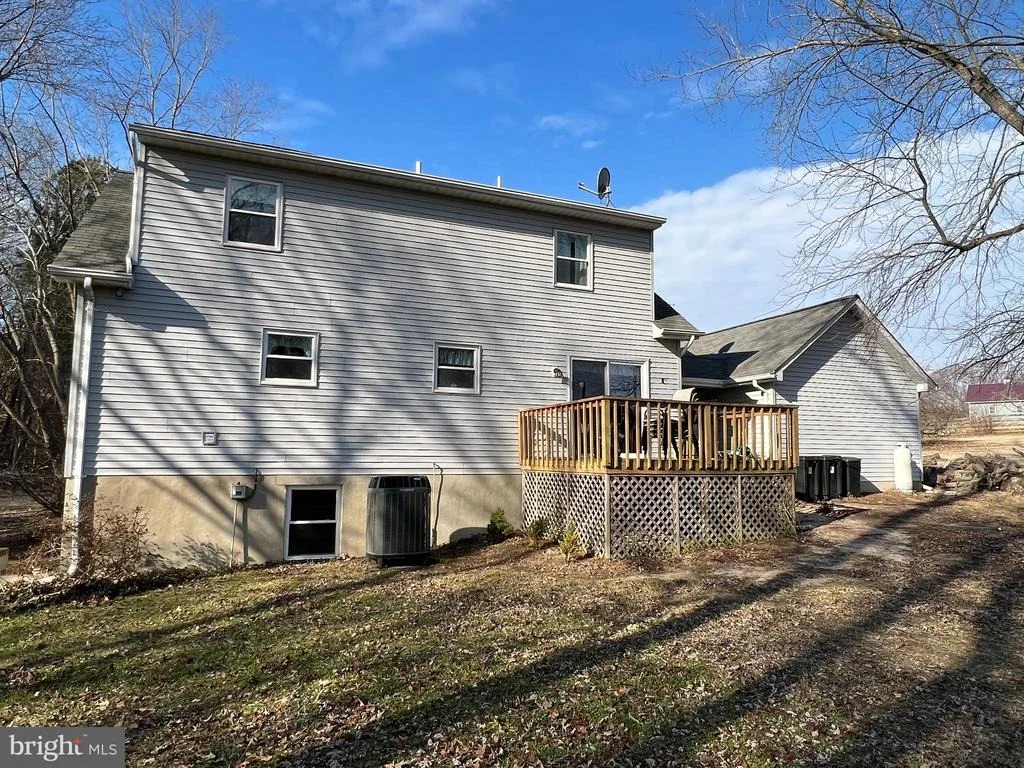 Photo of 9150 MACKALL ROAD