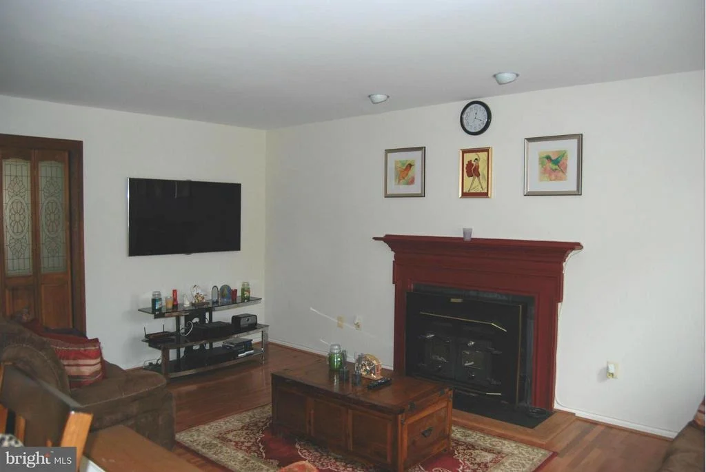 Photo of 112 COUNTRY ROAD