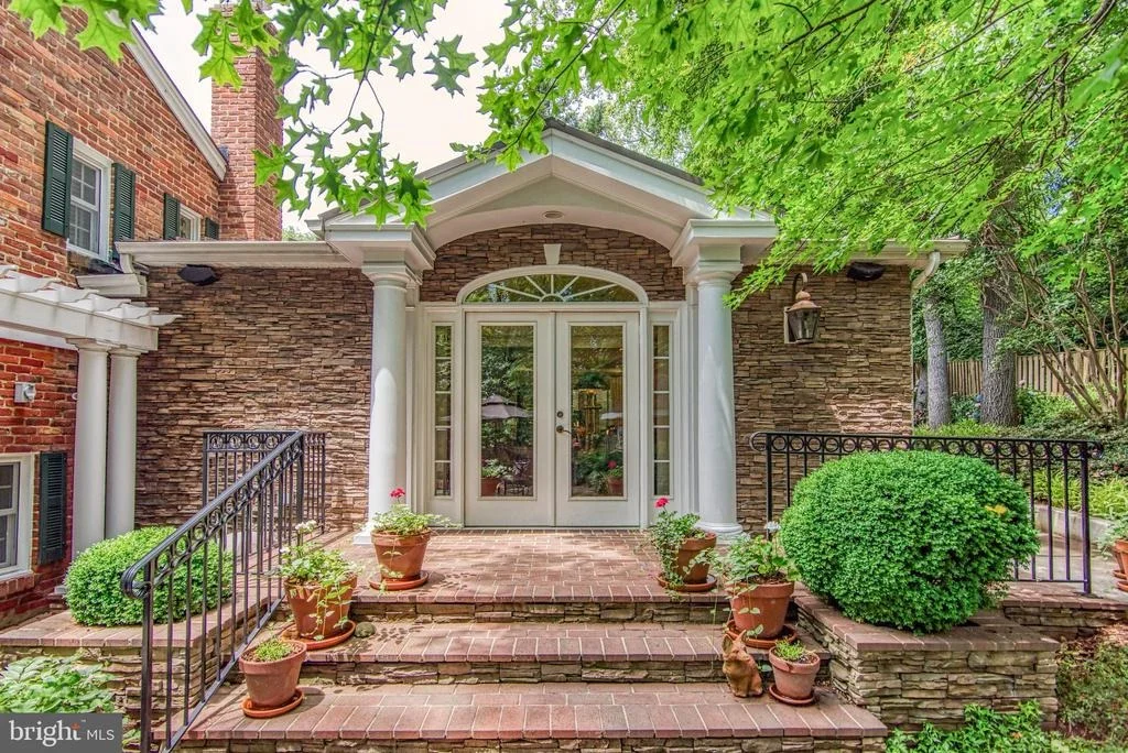 Photo of 907 JUNIPER PLACE