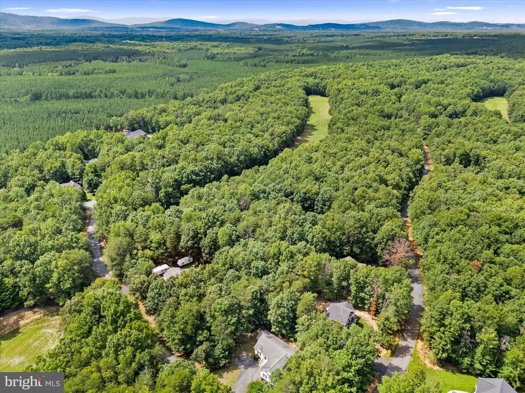 Photo of 178 PINEHURST DRIVE