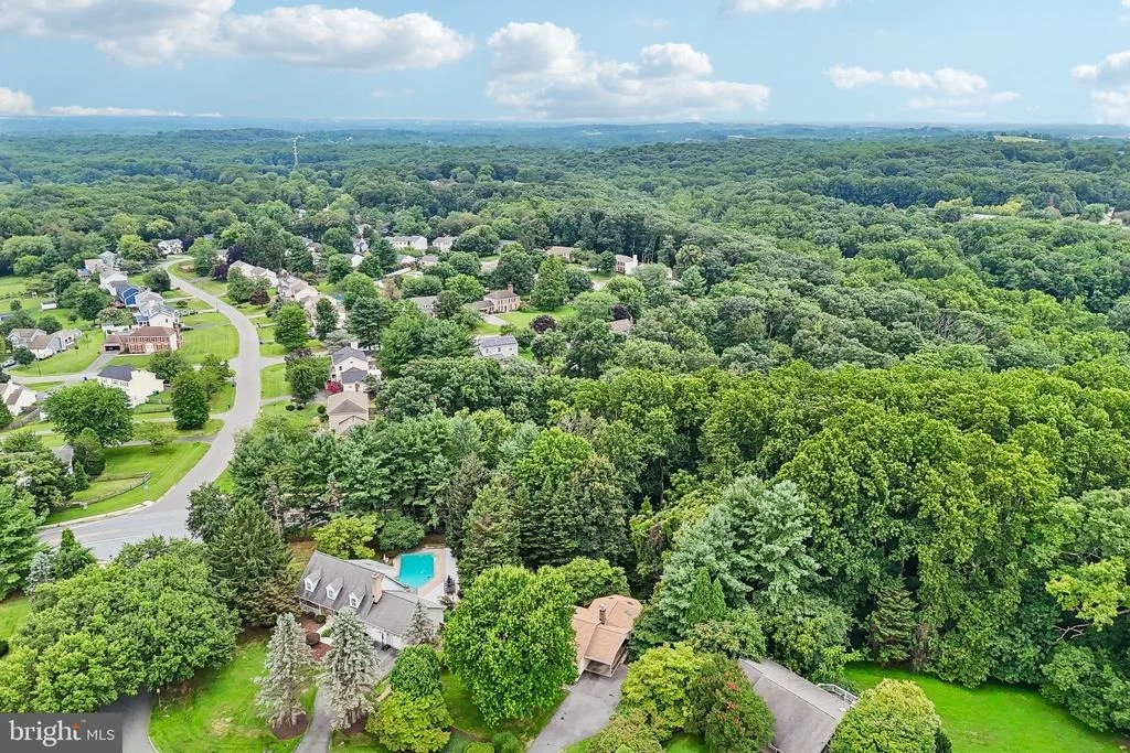 Photo of 24833 SHOWBARN CIRCLE