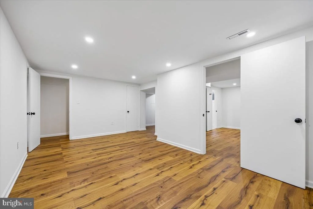 Photo of 1105 LAMBERTON DRIVE