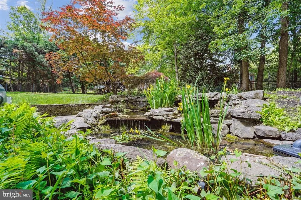 Photo of 7621 BURFORD DRIVE