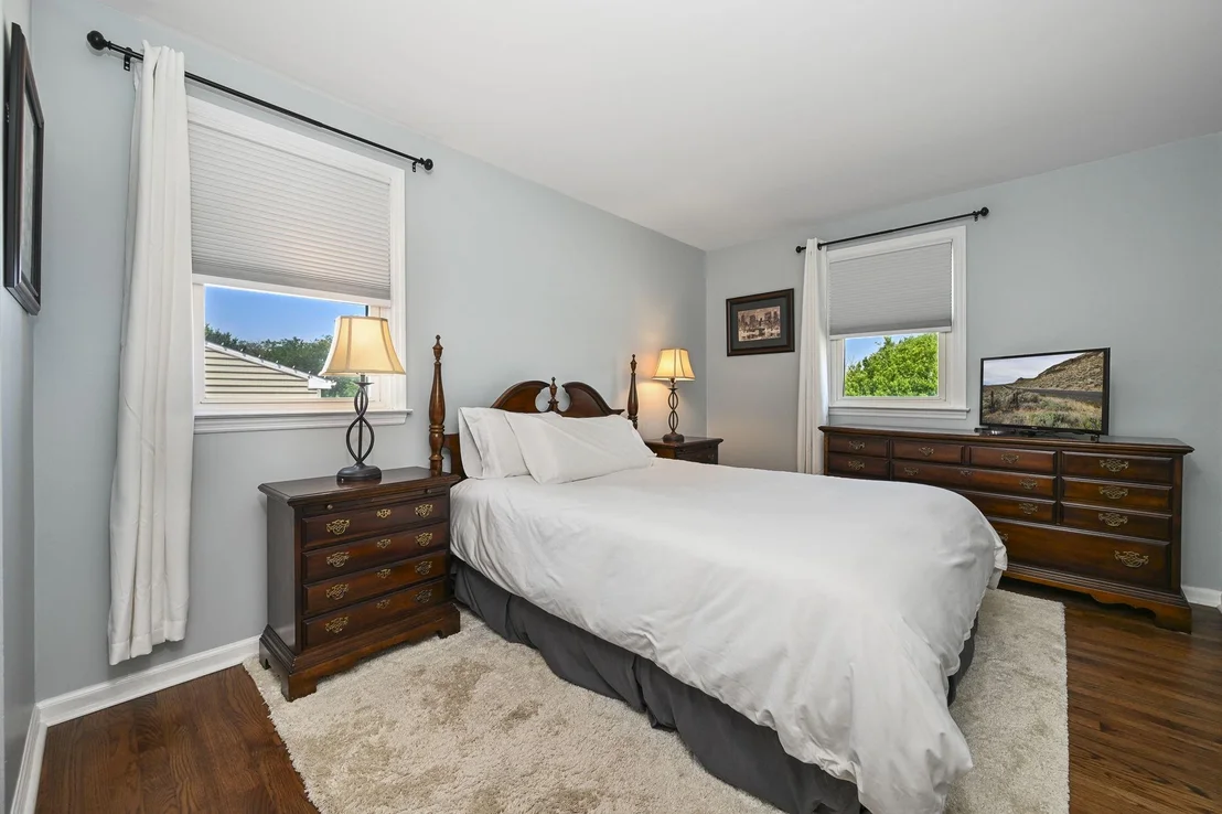 Photo of 559 CABOT DRIVE