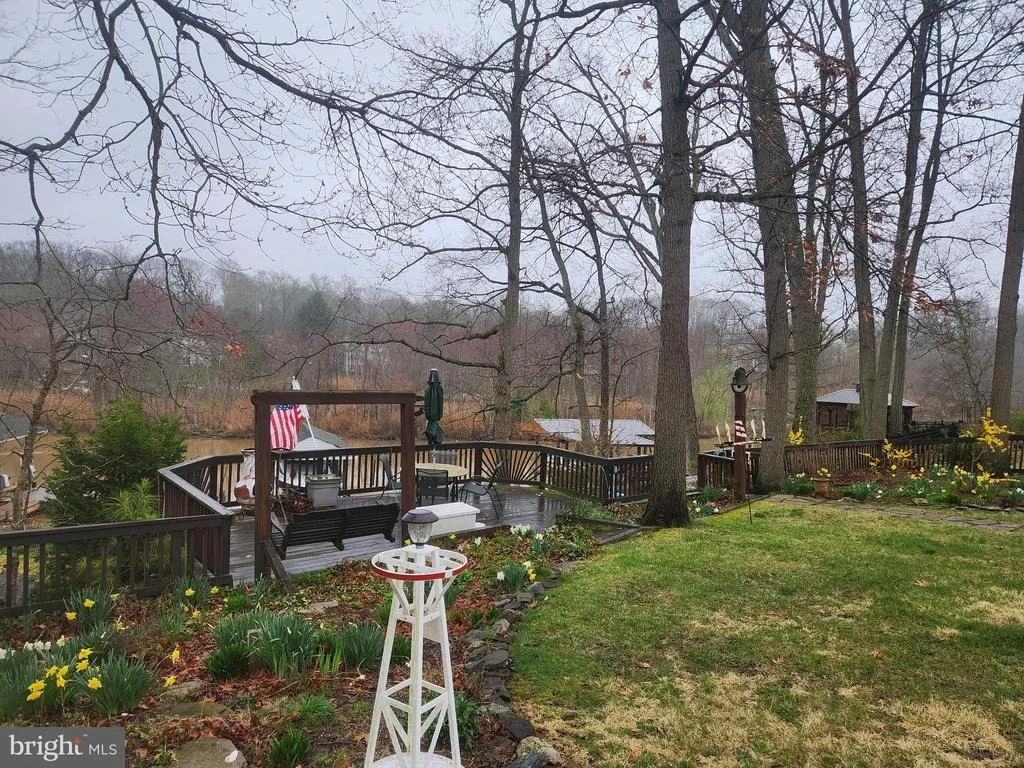 Photo of 215 GARNETT ROAD