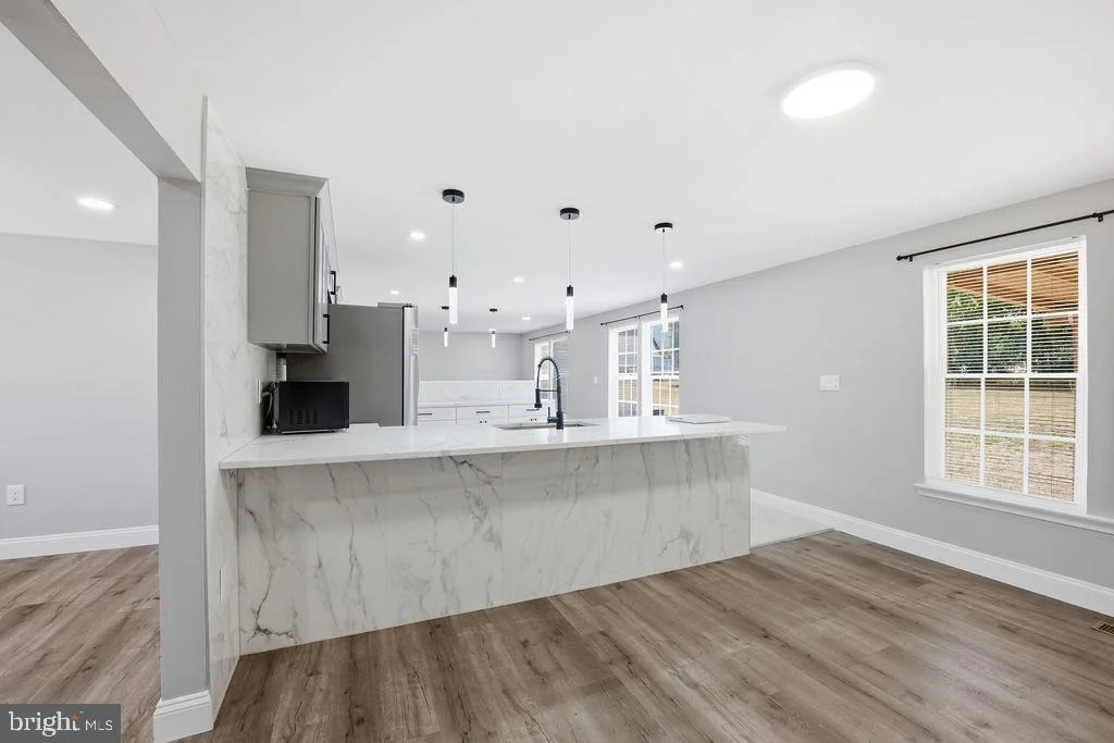 Photo of 802 CYPRESS POINT CIRCLE