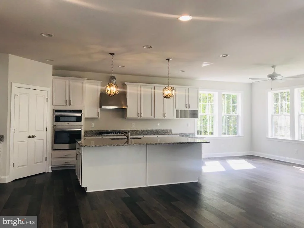 Photo of 10906 LAKE JACKSON DRIVE
