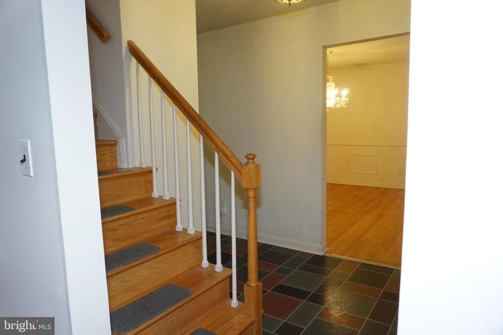 Photo of 1304 CHEZ COURT