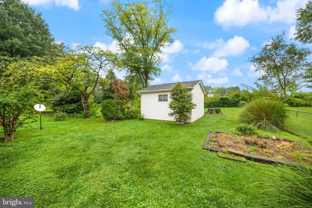 Photo of 8904 FORT DRIVE