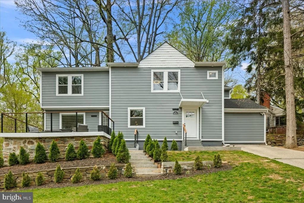 Photo of 111 SUNNYSIDE ROAD