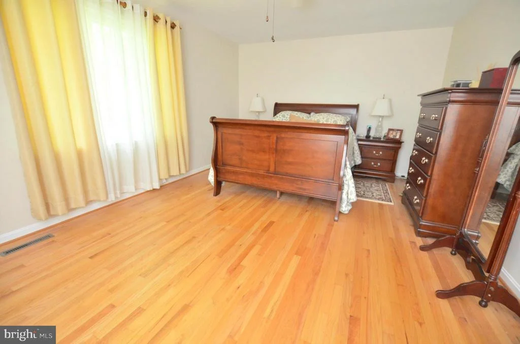Photo of 8777 HUNT TRAIL