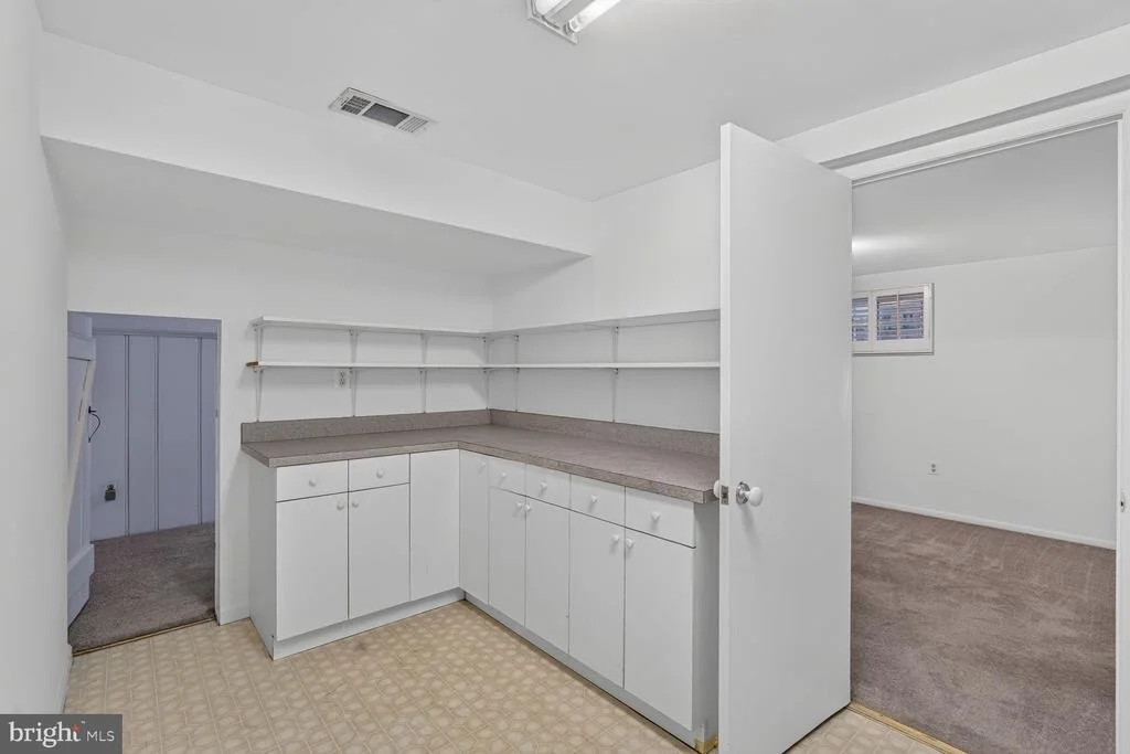 Photo of 8201 LARRY PLACE